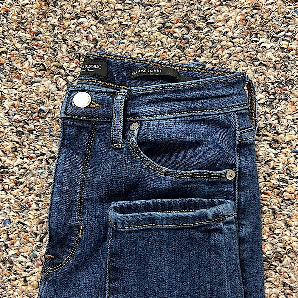 BR High-Rise Premium Denim Skinny Jean - size 27 - Picture 10 of 10